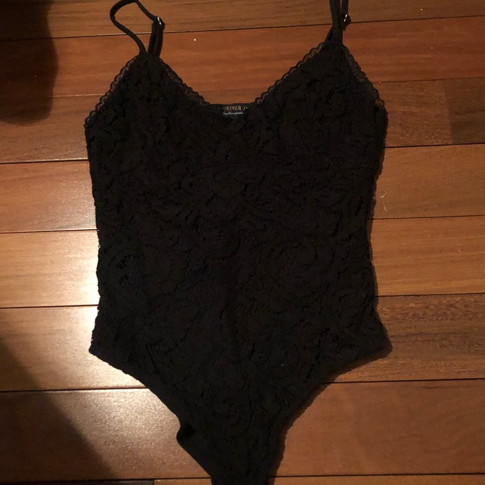 Lace body suit